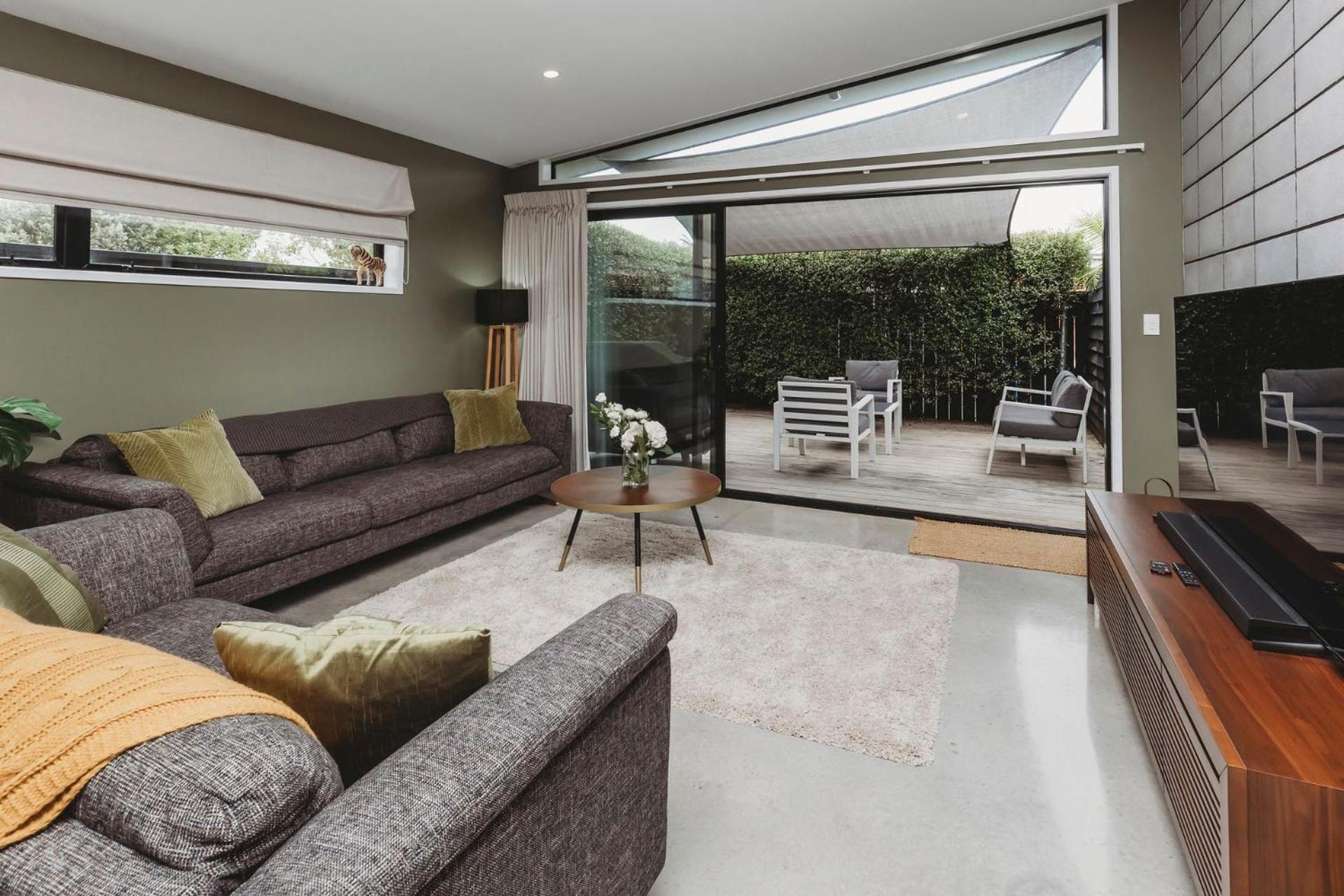 Perfect On Powderham Prime Inner City Location New Plymouth Exterior photo